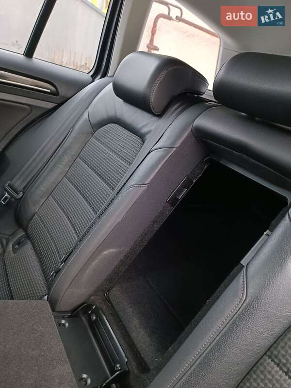 Універсал Volkswagen Golf 2014 в Сваляві