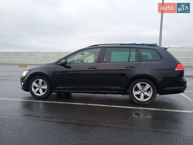 Універсал Volkswagen Golf 2013 в Львові