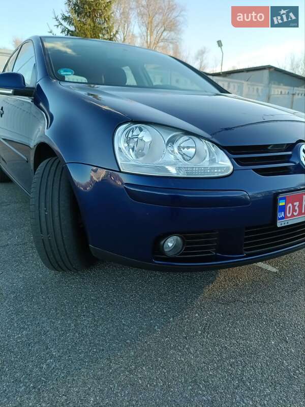 Хетчбек Volkswagen Golf 2007 в Києві