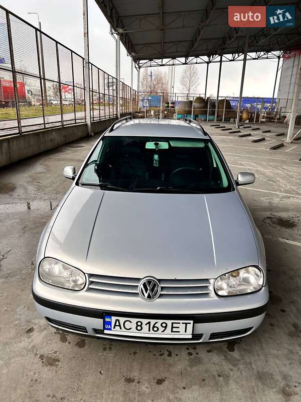 Volkswagen Golf 2000