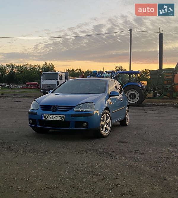 Volkswagen Golf 2003