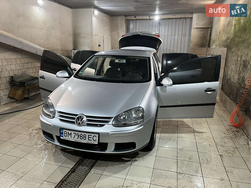 Хэтчбек Volkswagen Golf 2003 в Ромнах фото 4 Хэтчбек Volkswagen Golf 2003 в Ромнах