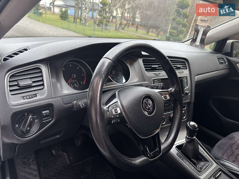 Универсал Volkswagen Golf 2014 в Хмельницком