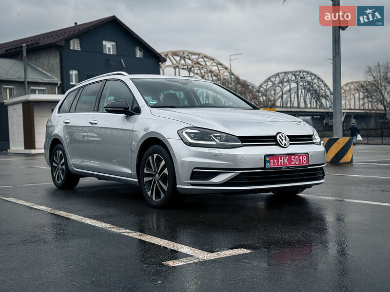 Volkswagen Golf 2020