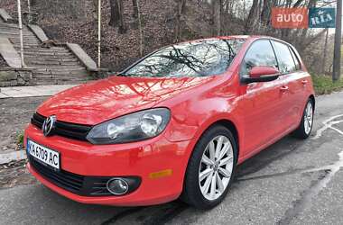 Хэтчбек Volkswagen Golf 2012 в Киеве