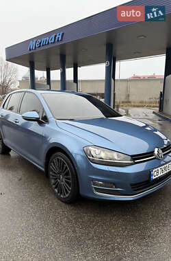 Хэтчбек Volkswagen Golf 2013 в Чернигове