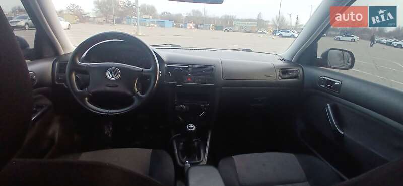 Volkswagen Golf 2002 Volkswagen Golf 2002