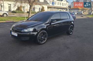 Хэтчбек Volkswagen Golf 2010 в Мукачево