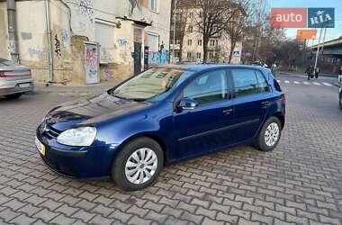 Хэтчбек Volkswagen Golf 2006 в Луцке