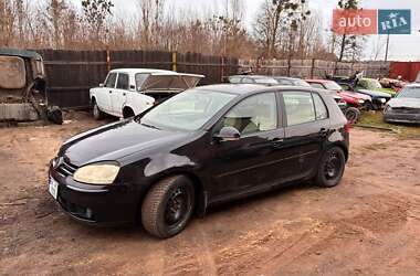 Хетчбек Volkswagen Golf 2004 в Рівному