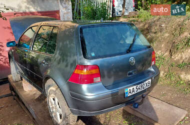 Хэтчбек Volkswagen Golf 2003 в Немишаево