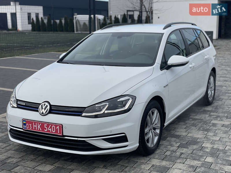 Volkswagen Golf 2020