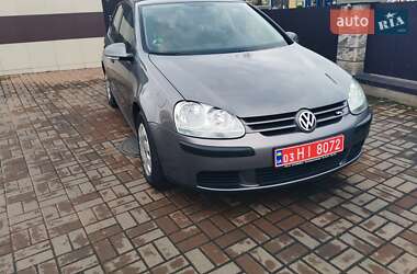 Хэтчбек Volkswagen Golf 2005 в Белой Церкви