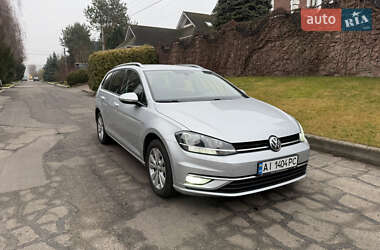 Универсал Volkswagen Golf 2020 в Киеве