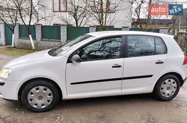 Хэтчбек Volkswagen Golf 2007 в Сокирнице
