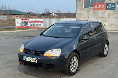 Хэтчбек Volkswagen Golf 2005 в Славуте