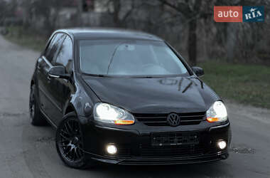 Хетчбек Volkswagen Golf 2006 в Дніпрі