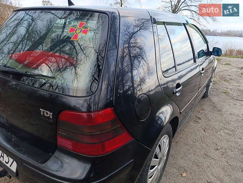 Хетчбек Volkswagen Golf 2000 в Кременчуці