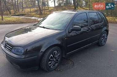 Хэтчбек Volkswagen Golf 2001 в Дрогобыче