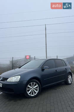 Хетчбек Volkswagen Golf 2005 в Вінниці