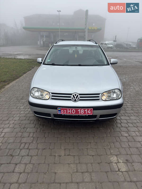 Volkswagen Golf 2003