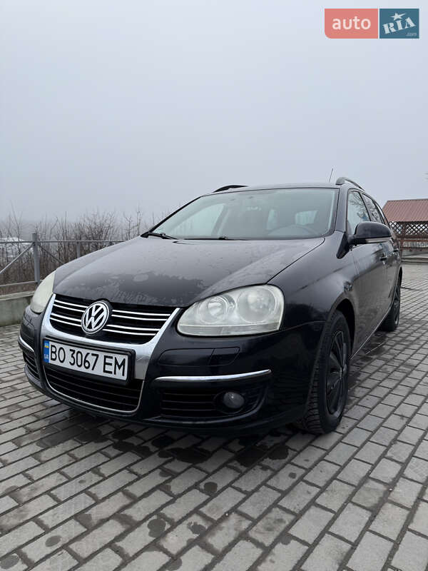 Універсал Volkswagen Golf 2008 в Тернополі