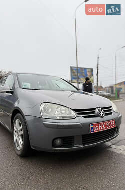 Хэтчбек Volkswagen Golf 2007 в Сумах