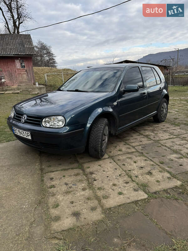 Volkswagen Golf 2001
