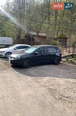 Хэтчбек Volkswagen Golf 2009 в Ужгороде