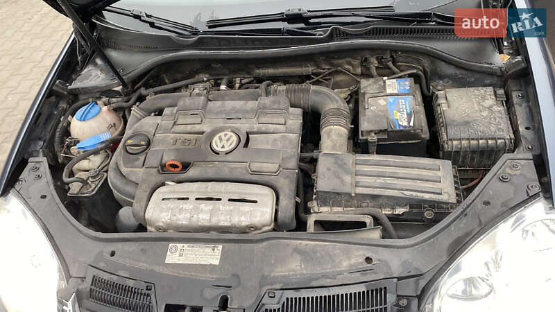 Універсал Volkswagen Golf 2009 в Тернополі