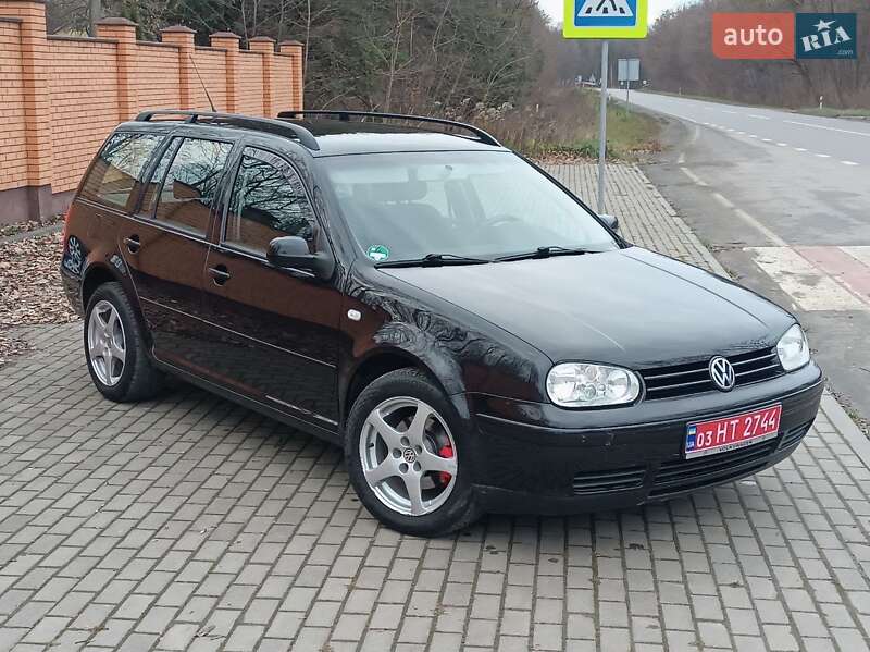 Volkswagen Golf 2004