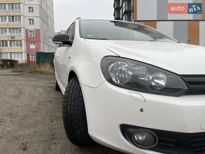 Універсал Volkswagen Golf 2012 в Вишневому фото 4 Універсал Volkswagen Golf 2012 в Вишневому