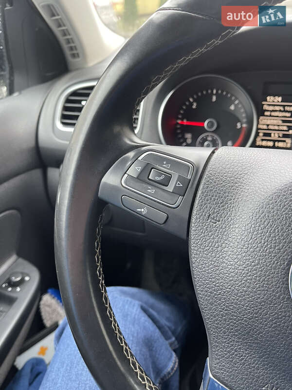 Універсал Volkswagen Golf 2012 в Вишневому фото 16 Універсал Volkswagen Golf 2012 в Вишневому