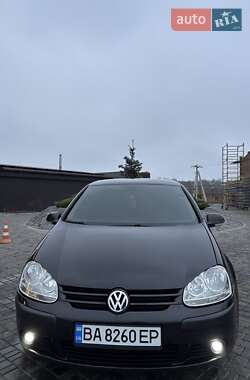 Универсал Volkswagen Golf 2006 в Новоукраинке