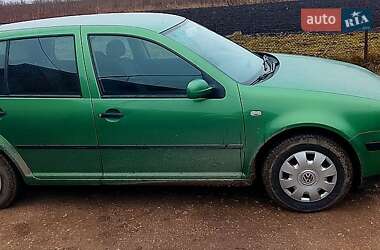 Хэтчбек Volkswagen Golf 2001 в Подволочиске