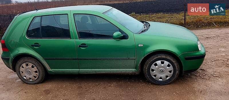 Volkswagen Golf 2001