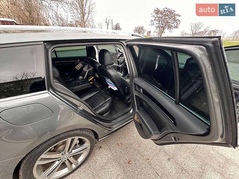 Універсал Volkswagen Golf 2017 в Одесі