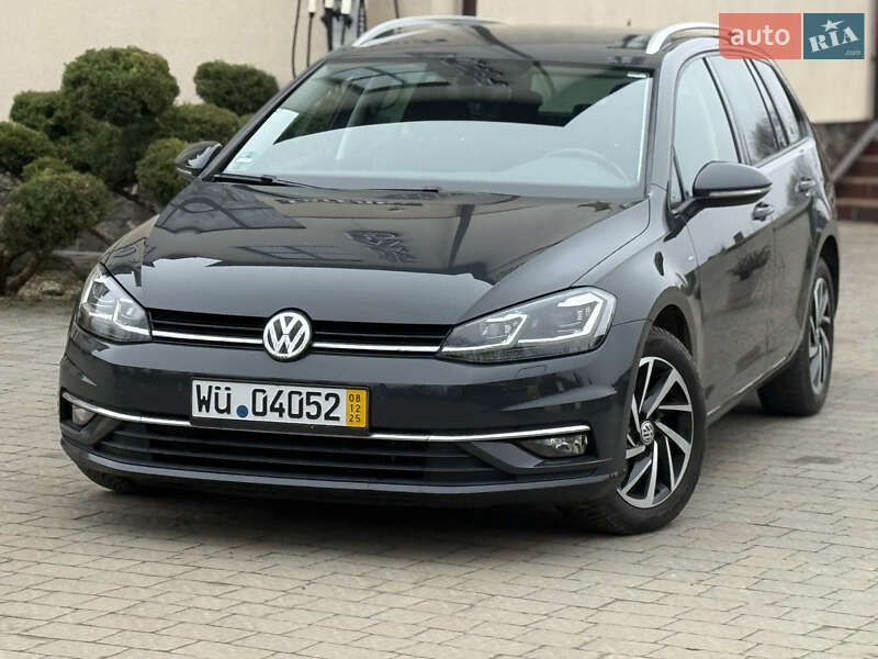Універсал Volkswagen Golf 2018 в Стрию