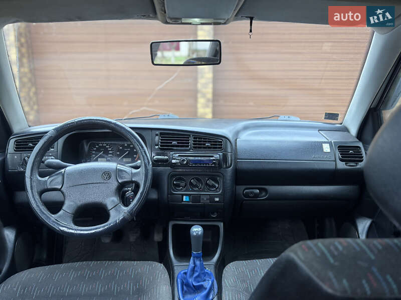 Хетчбек Volkswagen Golf 1996 в Одесі