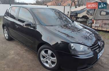 Хэтчбек Volkswagen Golf 2006 в Ковеле