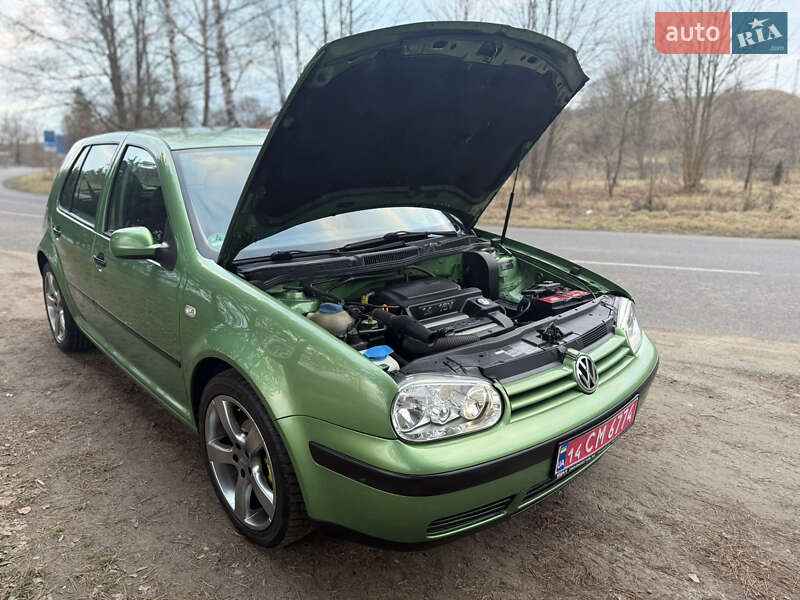 Хетчбек Volkswagen Golf 2000 в Турці