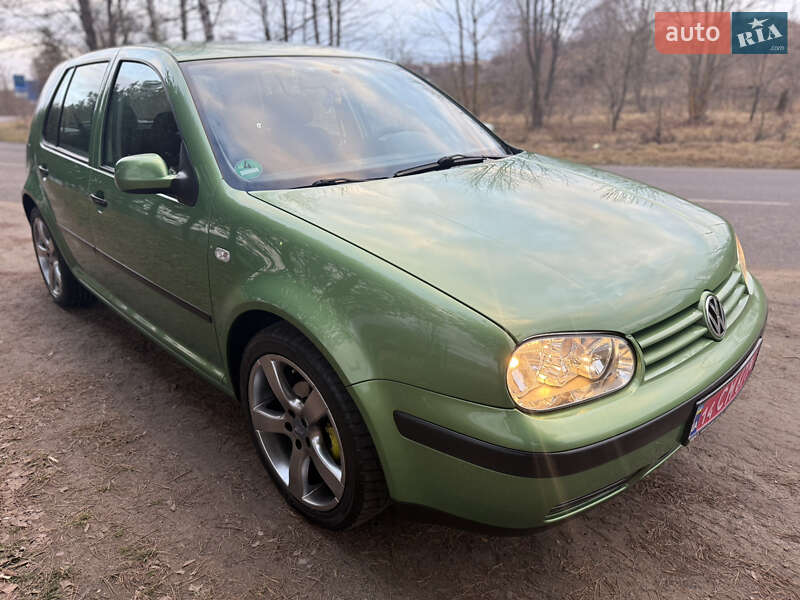 Хетчбек Volkswagen Golf 2000 в Турці