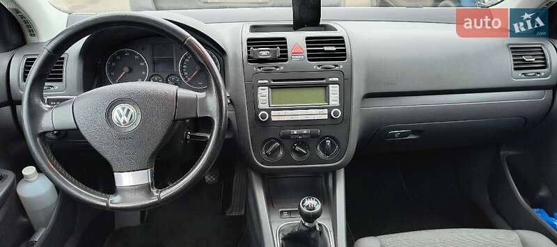 Хетчбек Volkswagen Golf 2007 в Олександрії