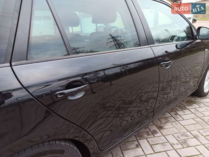 Універсал Volkswagen Golf 2012 в Запоріжжі