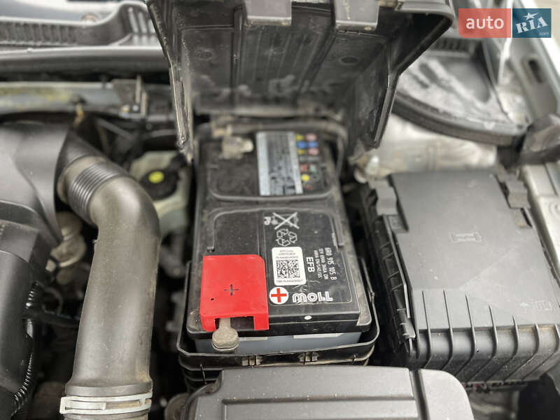 Хетчбек Volkswagen Golf 2006 в Шепетівці