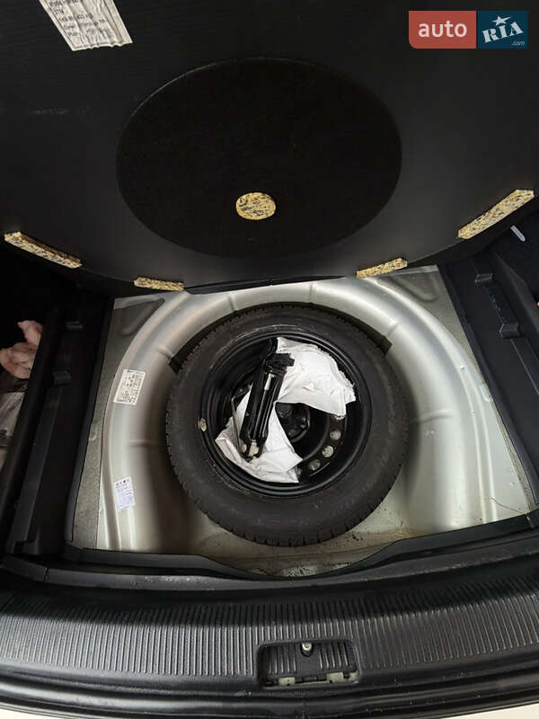 Універсал Volkswagen Golf 2010 в Бердичеві