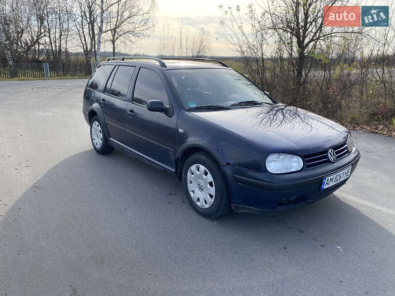 Volkswagen Golf 2001