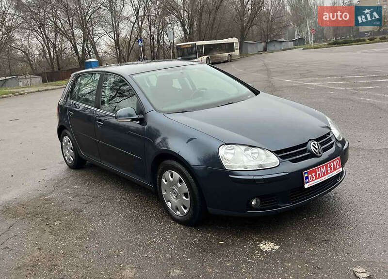 Хетчбек Volkswagen Golf 2007 в Запоріжжі