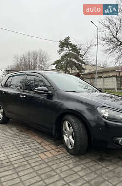 Хэтчбек Volkswagen Golf 2011 в Броварах