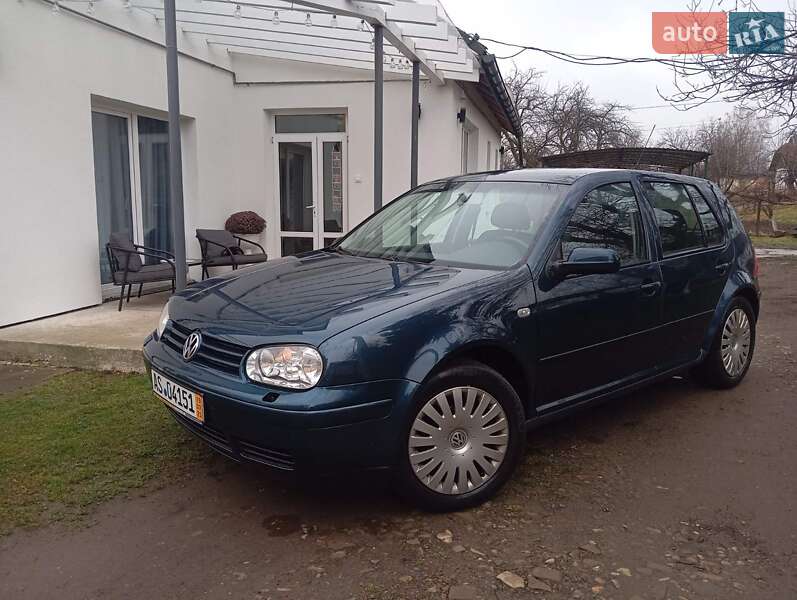 Volkswagen Golf 2003